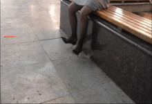 Watch videos, lean back and play shoes